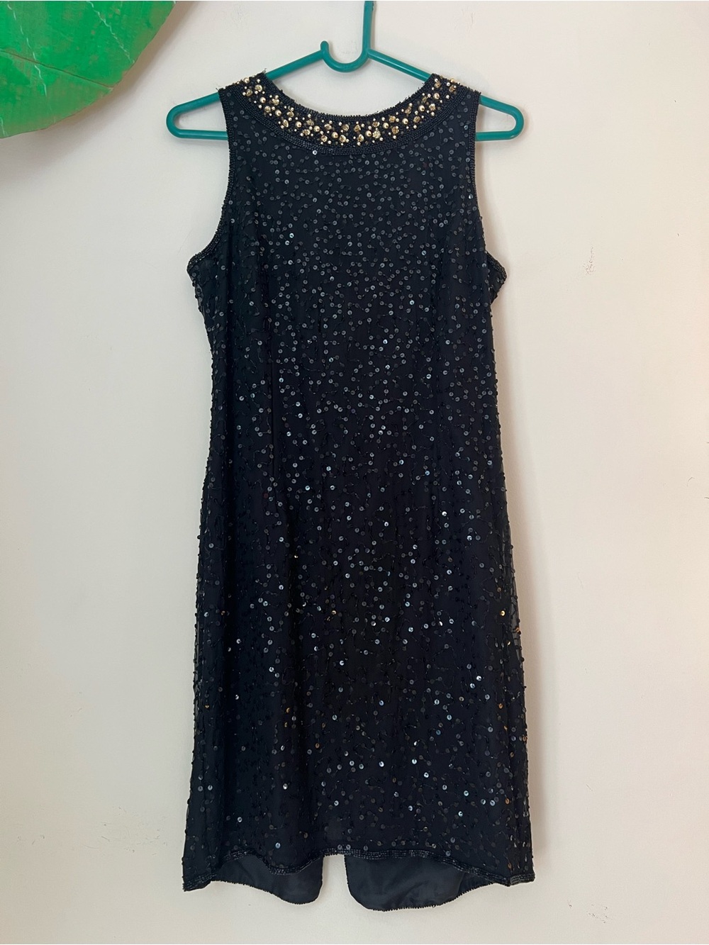 Elegant Black Sequin Sleeveless Dress